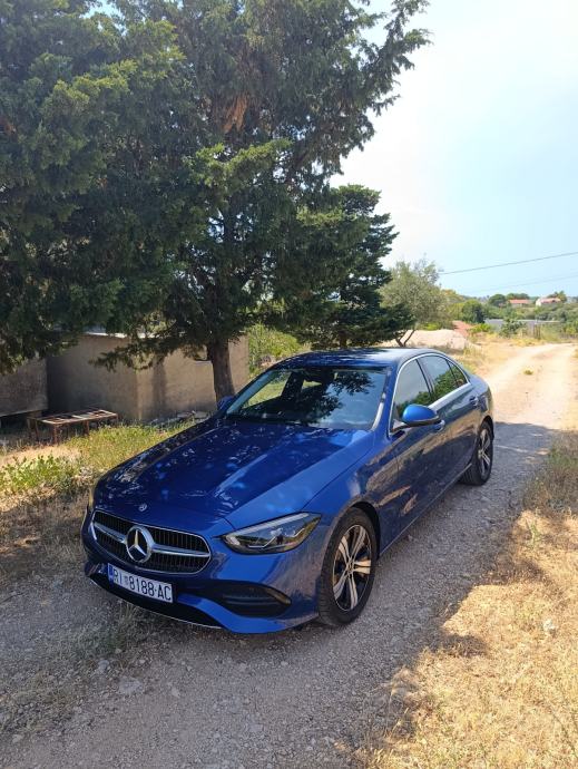 Mercedes-Benz C 200 d Platinum Edition, fotografija 2