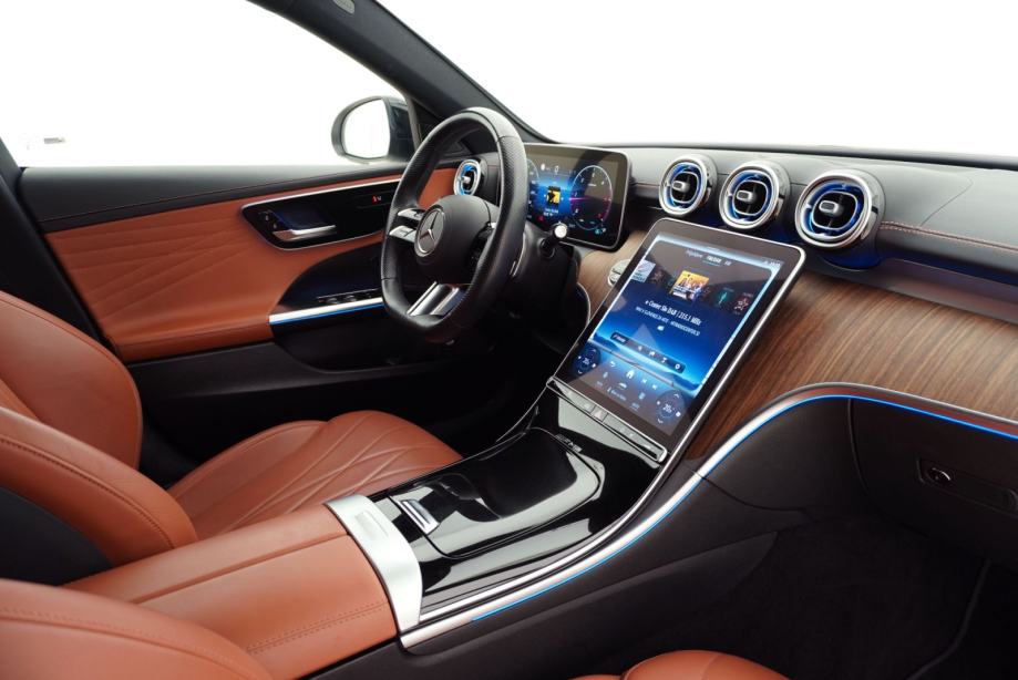 Mercedes-Benz C 220 d Karavan AMG Line | Cjena uključuje troškove uvoz, fotografija 13