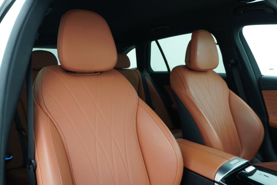 Mercedes-Benz C 220 d Karavan AMG Line | Cjena uključuje troškove uvoz, fotografija 18