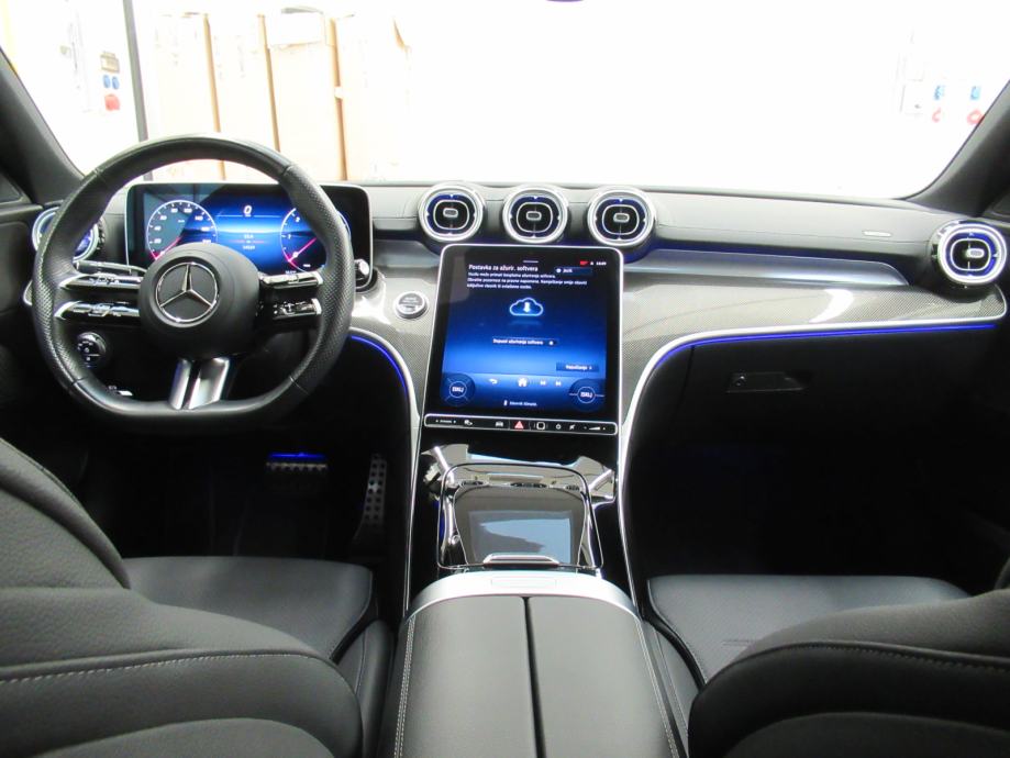 Mercedes-Benz C 300 d AMG Line, fotografija 13