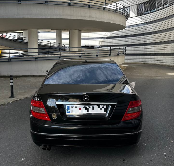 Mercedes-Benz C-klasa 180 CGI*Reg.04/2027*Grijanje sjedala*Odličan*, fotografija 5