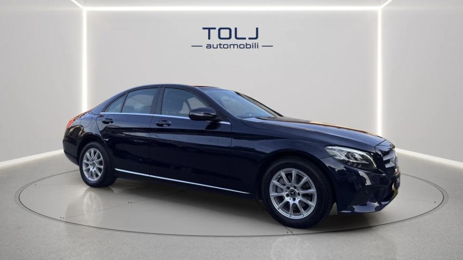 Mercedes-Benz C-klasa 180 d Aut.**TOP STANJE**KOŽA**KAMERA**REGISTRIRA, fotografija 2