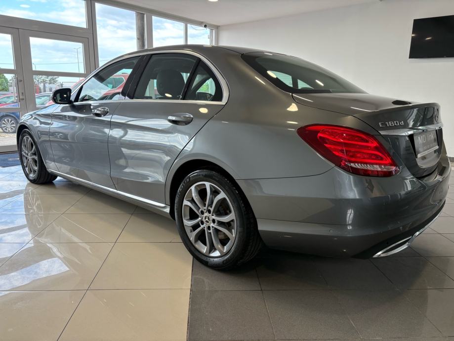 Mercedes-Benz C-klasa 180 d BlueTEC Executive automatik, fotografija 4