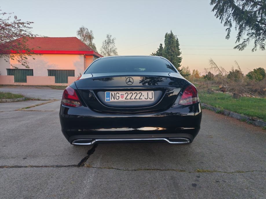 Mercedes-Benz C-klasa 180, fotografija 4