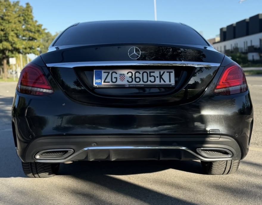 Mercedes-Benz C-klasa 180d AUTOMATIK°AMG°KAM°AMBI°VIRTUAL°BURMASTER°, fotografija 3