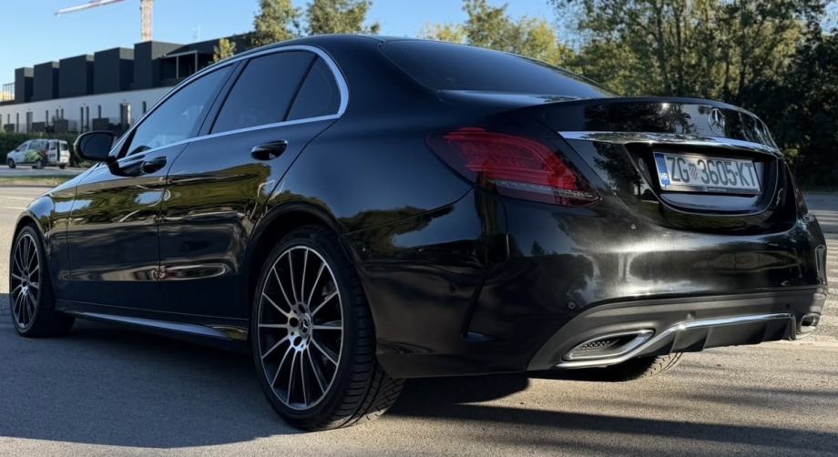 Mercedes-Benz C-klasa 180d AUTOMATIK°AMG°KAM°AMBI°VIRTUAL°BURMASTER°, fotografija 2