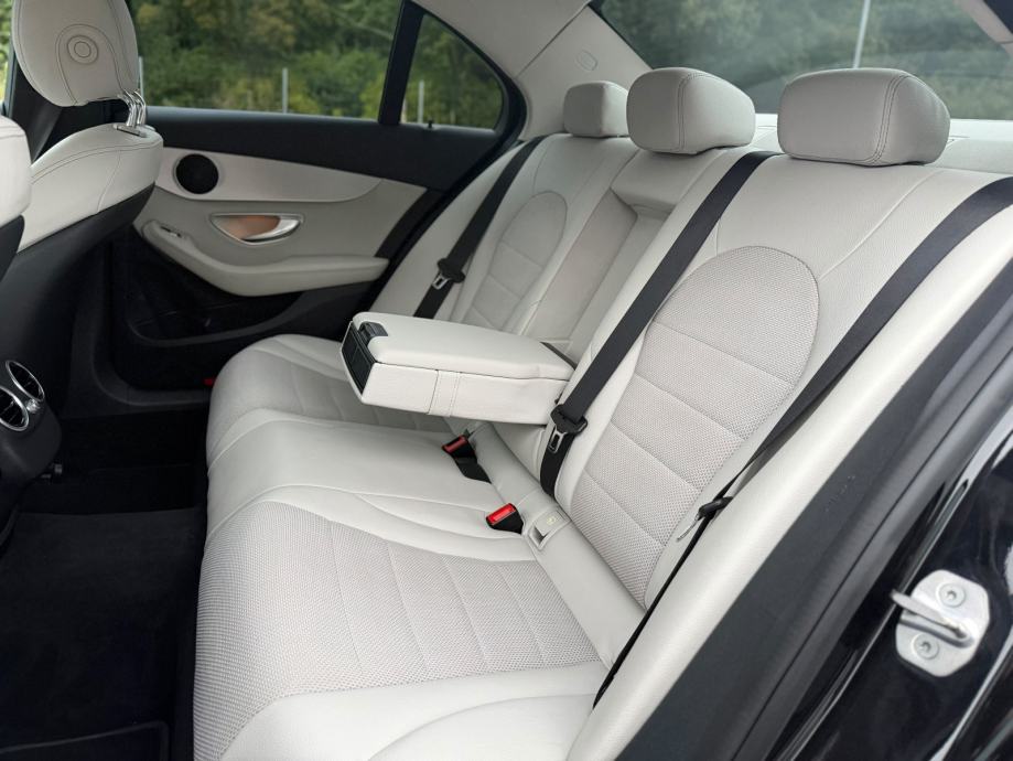 Mercedes-Benz C-klasa 200 CDI AVANTGARDE *NAVI*KAMERA*LED*KOŽA*ZG*****, fotografija 11