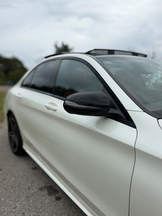 Mercedes-Benz C-klasa 200 d AMG automatik, fotografija 10