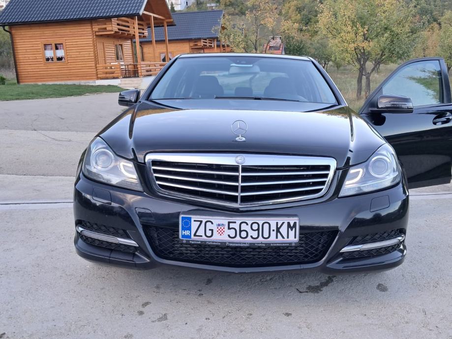 Mercedes-Benz C-klasa 200, fotografija 6