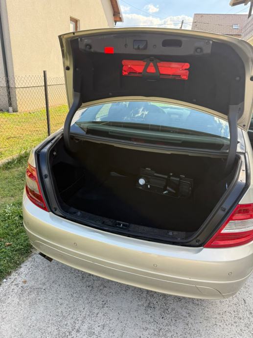 Mercedes-Benz C-klasa 200CDI automatik-2 seta alu felgi s novim gumama, fotografija 6