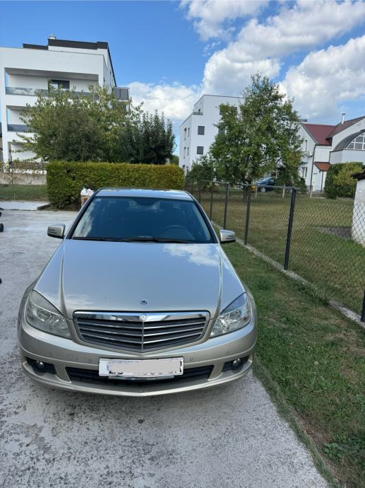 Mercedes-Benz C-klasa 200CDI automatik-2 seta alu felgi s novim gumama, fotografija 11