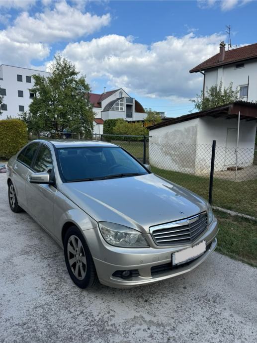 Mercedes-Benz C-klasa 200CDI automatik-2 seta alu felgi s novim gumama, fotografija 2