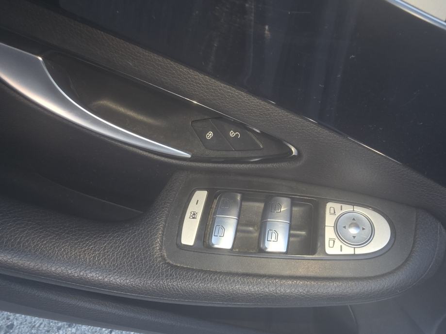 Mercedes-Benz C-klasa 200cdi ###BESPRIJEKORNO STANJE### PROČITAJTE OGL, fotografija 11