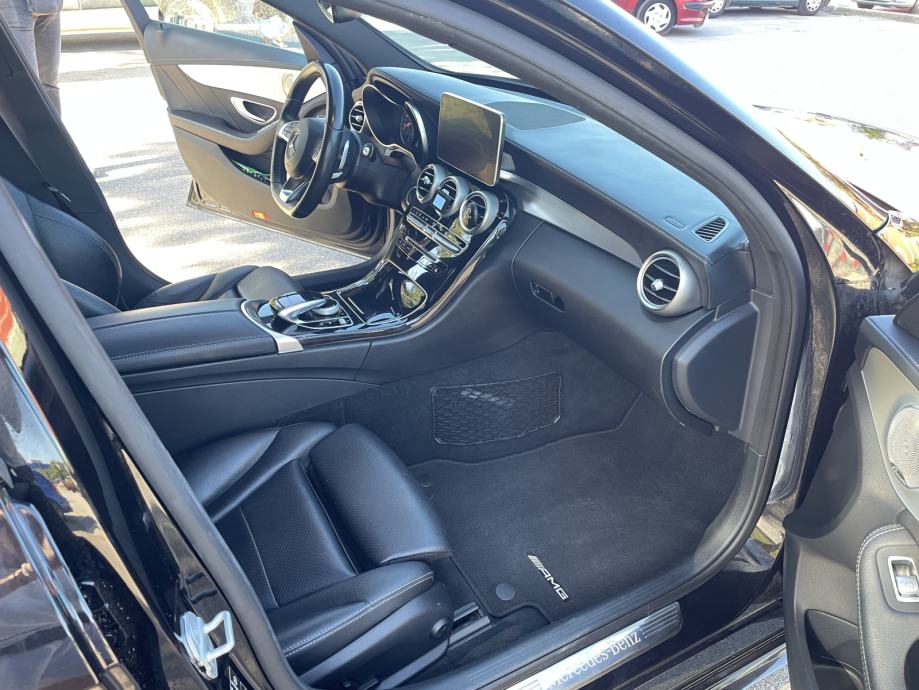 Mercedes-Benz C-klasa 220 AMG TOP, fotografija 12