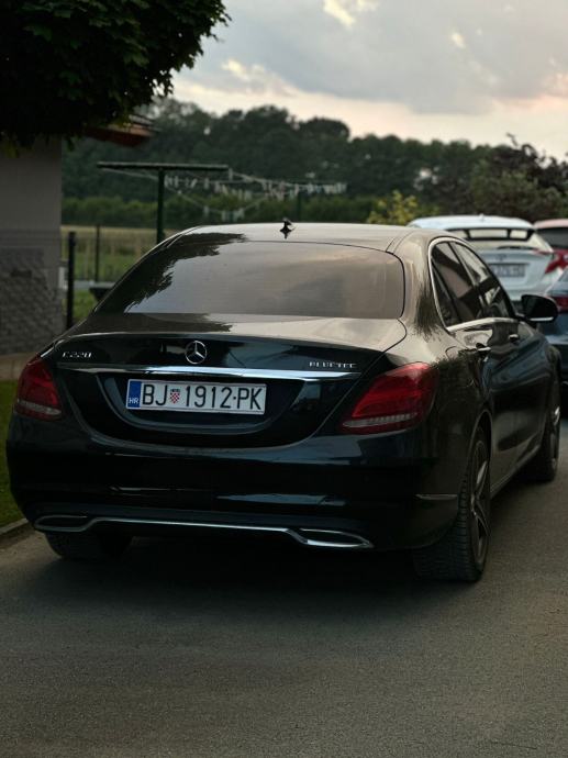 Mercedes-Benz C-klasa 220 automatik, fotografija 10