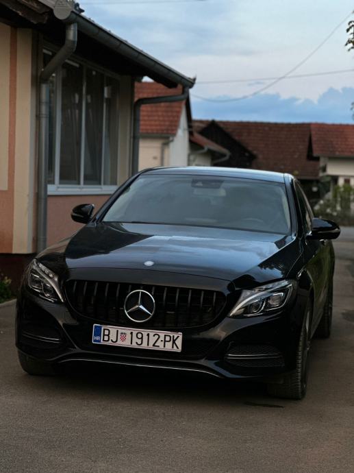 Mercedes-Benz C-klasa 220 automatik, fotografija 11