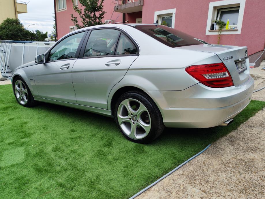 Mercedes-Benz C-klasa 220 CDI automatik, fotografija 5