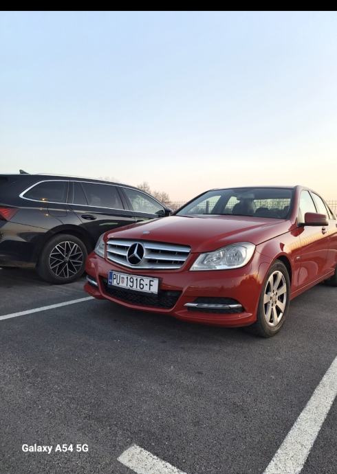 Mercedes-Benz C-klasa 220 CDI automatik, fotografija 2