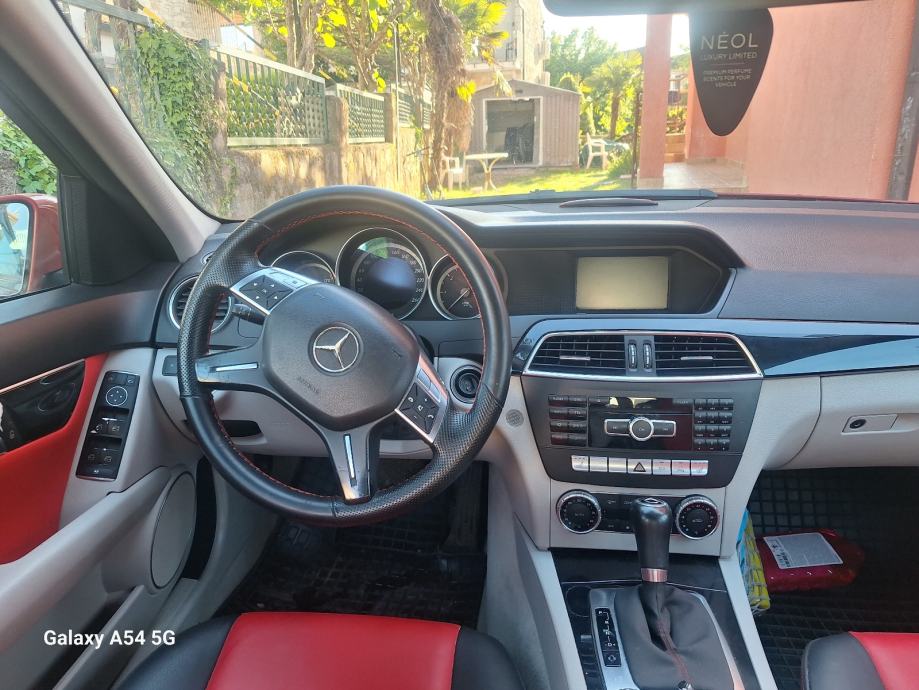 Mercedes-Benz C-klasa 220 CDI automatik, fotografija 4
