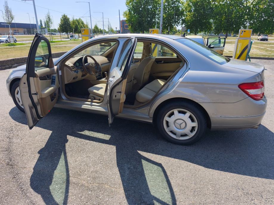 Mercedes-Benz C-klasa 220 CDI, PRVI vlasnik, fotografija 6
