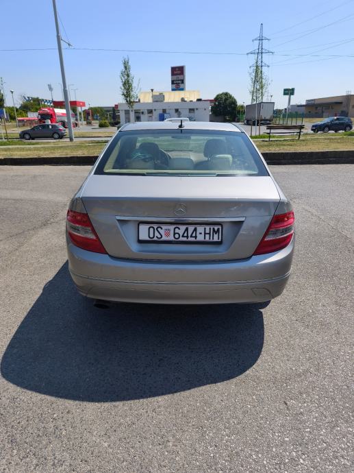 Mercedes-Benz C-klasa 220 CDI, PRVI vlasnik, fotografija 2