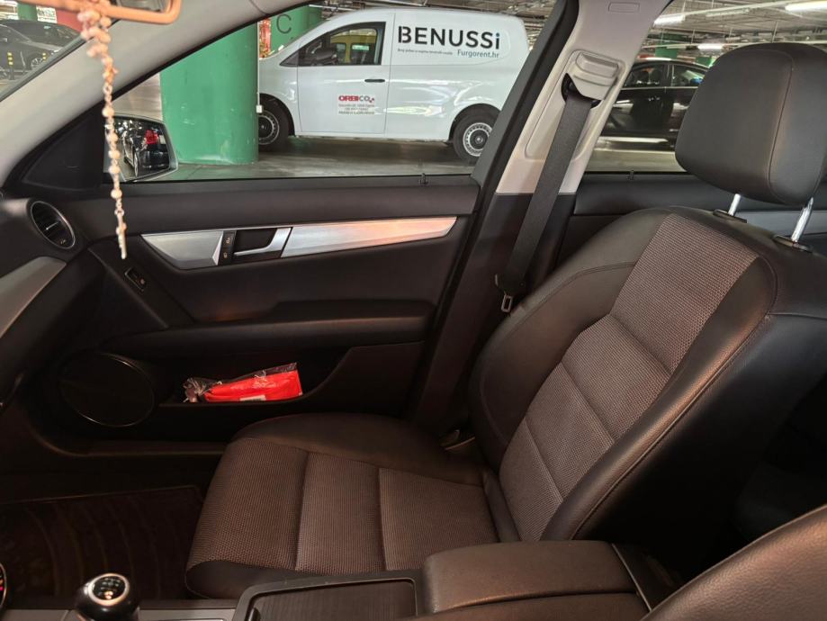 Mercedes-Benz C-klasa 220 CDI, fotografija 10