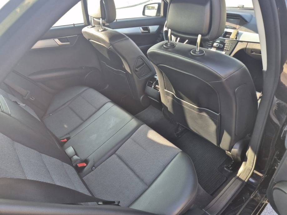 Mercedes-Benz C-klasa 220 CDI, fotografija 10