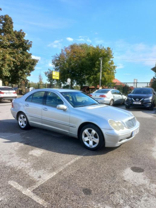 Mercedes-Benz C-klasa 220 Classic automatik, fotografija 7