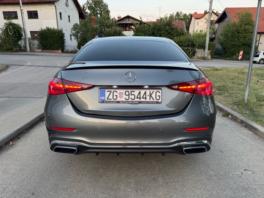 Mercedes-Benz C-klasa 220 D AMG automatik, fotografija 5
