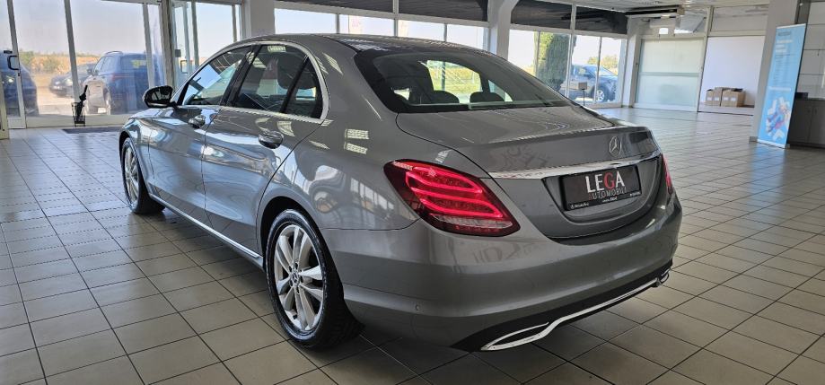 Mercedes-Benz C-klasa 220 D automatik AVANTGARDE, fotografija 3