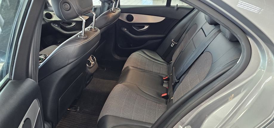 Mercedes-Benz C-klasa 220 D automatik AVANTGARDE, fotografija 12