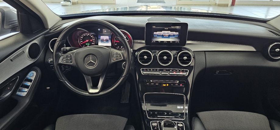 Mercedes-Benz C-klasa 220 D automatik AVANTGARDE, fotografija 13