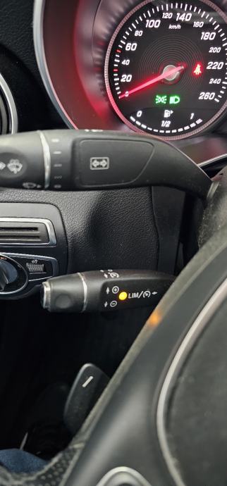 Mercedes-Benz C-klasa 220 D automatik AVANTGARDE, fotografija 17