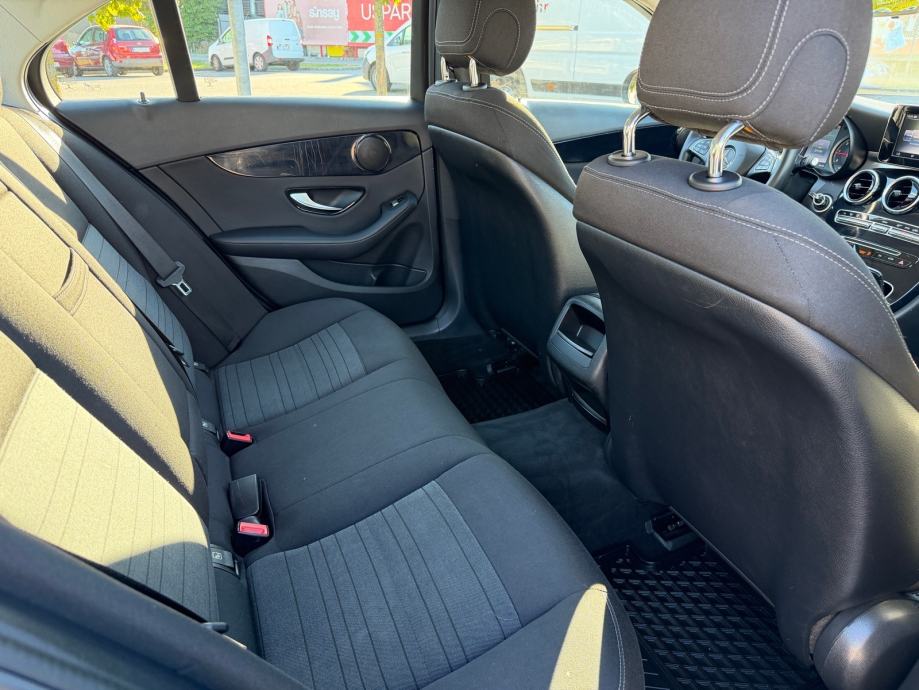 Mercedes-Benz C 220 D Avantgarde automatik / Nije uvoz, fotografija 10