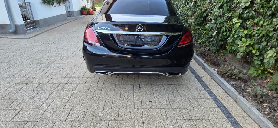 Mercedes-Benz C-klasa 220 D automatik, fotografija 7