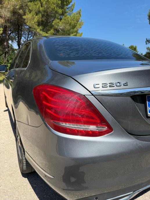 Mercedes-Benz C-klasa 220 D, fotografija 5