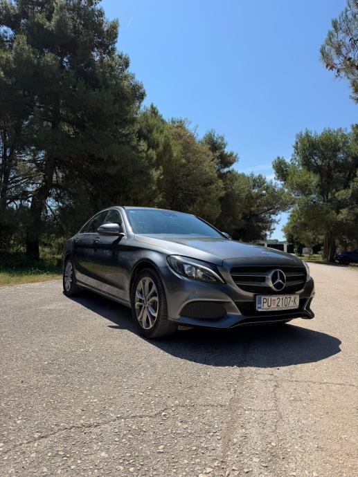 Mercedes-Benz C-klasa 220 D, fotografija 8