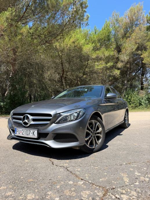 Mercedes-Benz C-klasa 220 D, fotografija 6