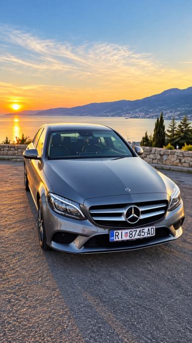 Mercedes-Benz C-klasa 220 D, fotografija 6