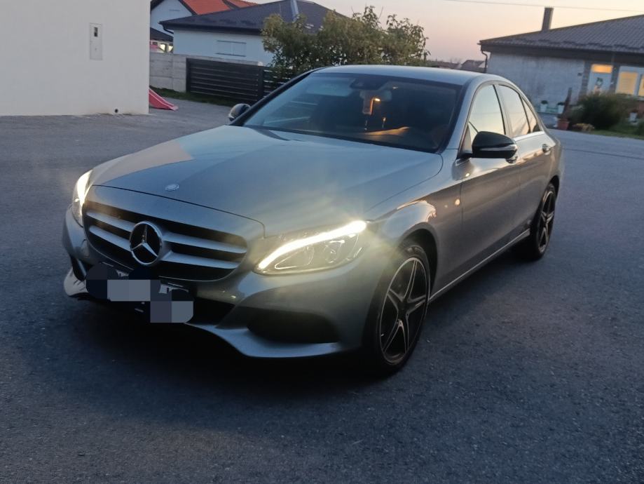 Mercedes-Benz C-klasa 220 D, fotografija 4