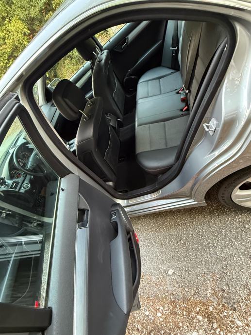Mercedes-Benz C-klasa 250 CDI automatik, fotografija 11