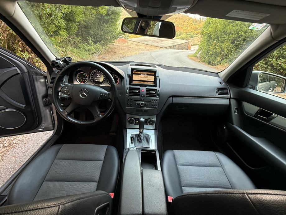 Mercedes-Benz C-klasa 250 CDI automatik, fotografija 12