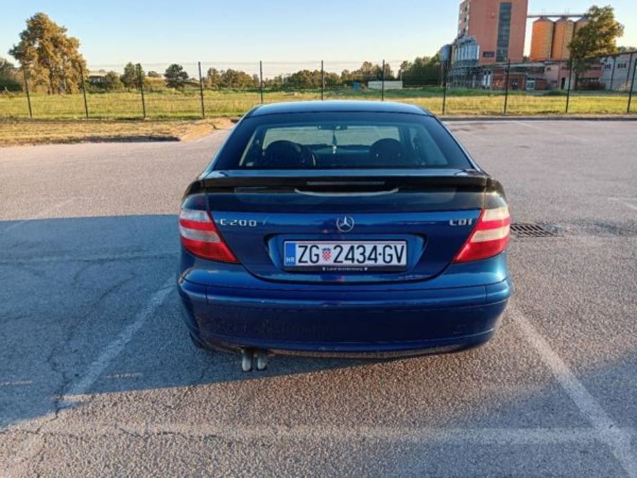 Mercedes-Benz C-klasa Coupe cdi 200, fotografija 5