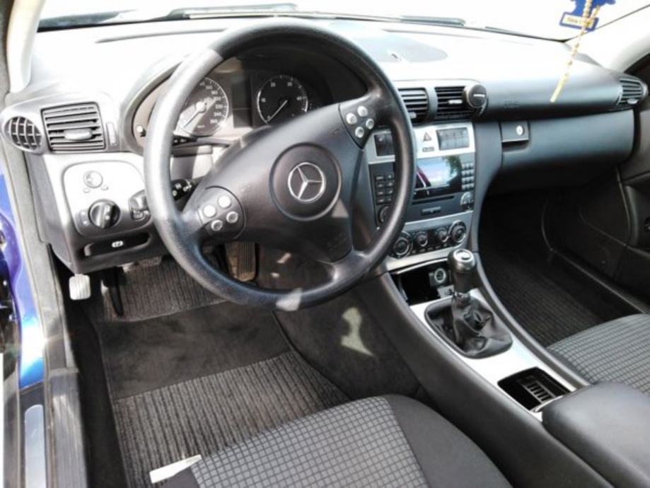 Mercedes-Benz C-klasa Coupe cdi 200, fotografija 10