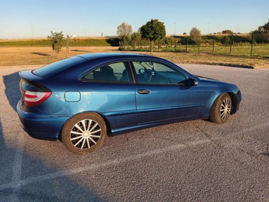 Mercedes-Benz C-klasa Coupe cdi 200, fotografija 6