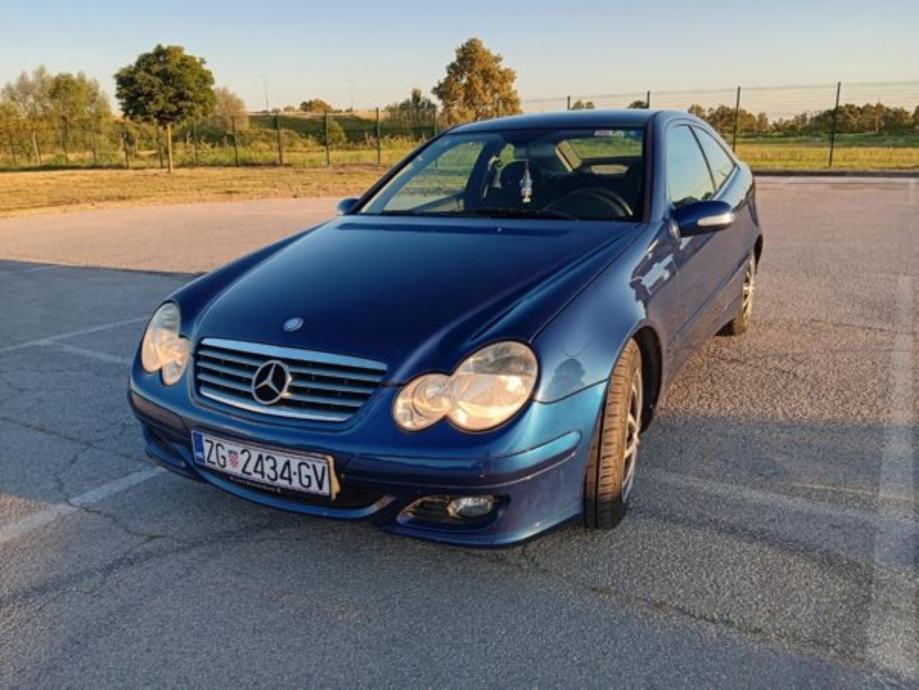 Mercedes-Benz C-klasa Coupe cdi 200, fotografija 2