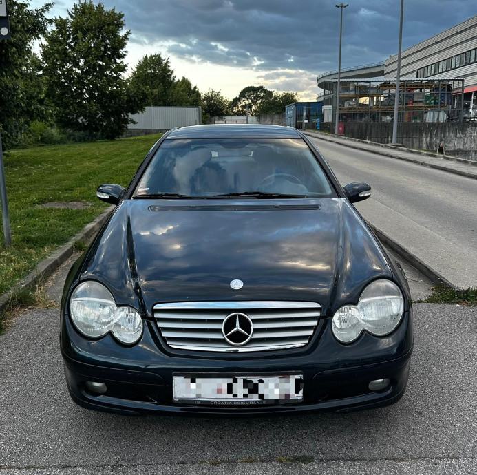 Mercedes-Benz C klasa-SportCoupe 200 Kompressor*Automatik*Hr.Auto*, pogled izvana - slika 2