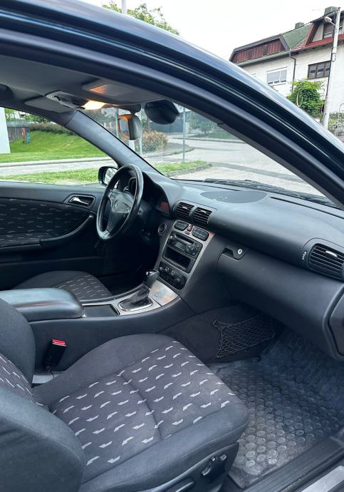 Mercedes-Benz C klasa-SportCoupe 200 Kompressor*Automatik*Hr.Auto*, fotografija 11