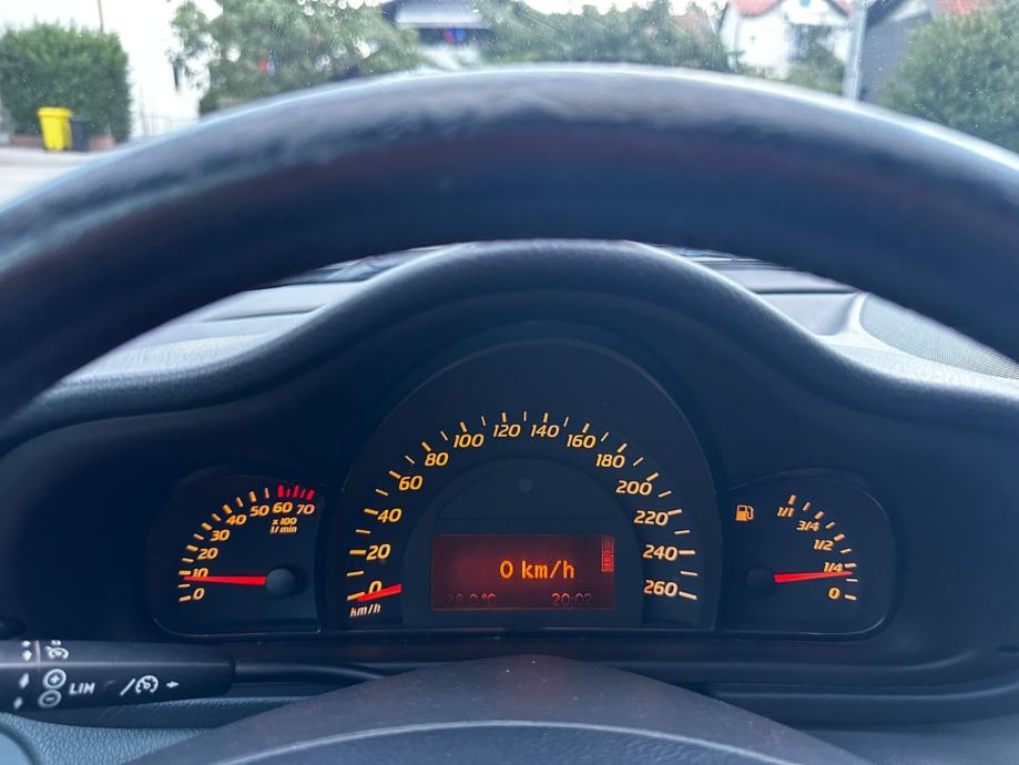 Mercedes-Benz C klasa-SportCoupe 200 Kompressor*Automatik*Hr.Auto*, fotografija 16