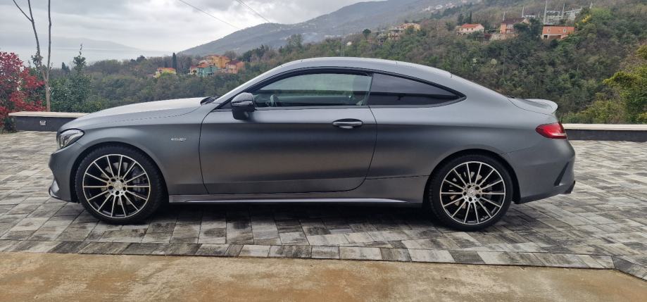 Mercedes-Benz C klasa-SportCoupe